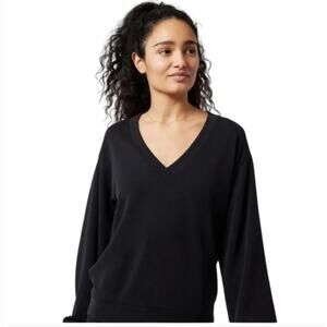 Athleta Willow V-Neck Sweatshirt Black size Small athleisure Seasoft